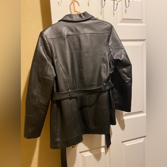 Leather jacket like new - Picture 3 of 4